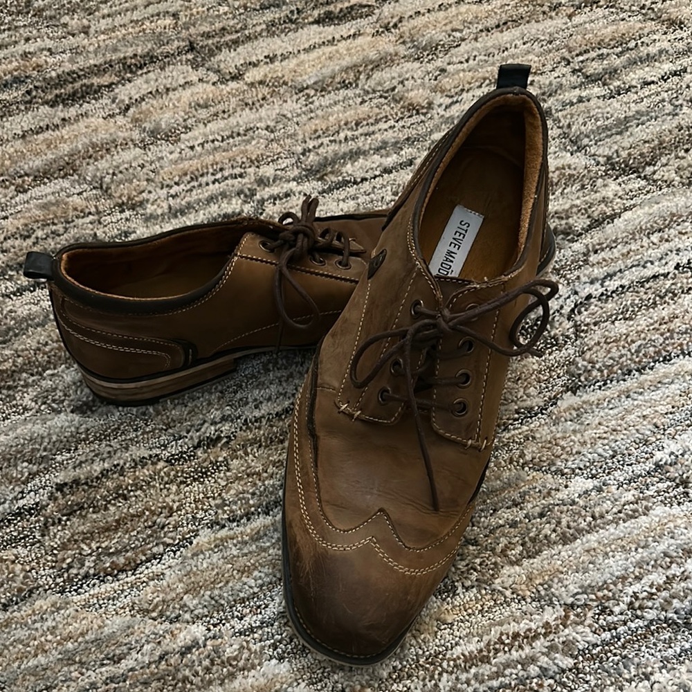Steve Madden Jahonis Brown Oxfords Timeless Elegance